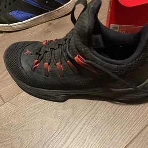 Black basketball shoes used